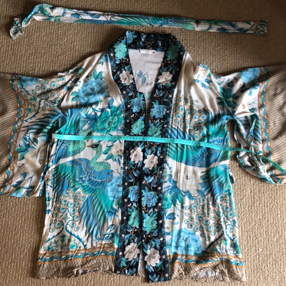 Additional photos with measurements for spell robe